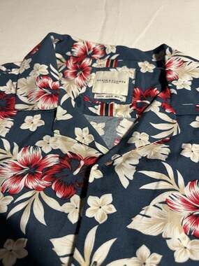 Denim & Flower Ricky Singh Men’s M Hawaiian Floral Camp Shirt Blue Red